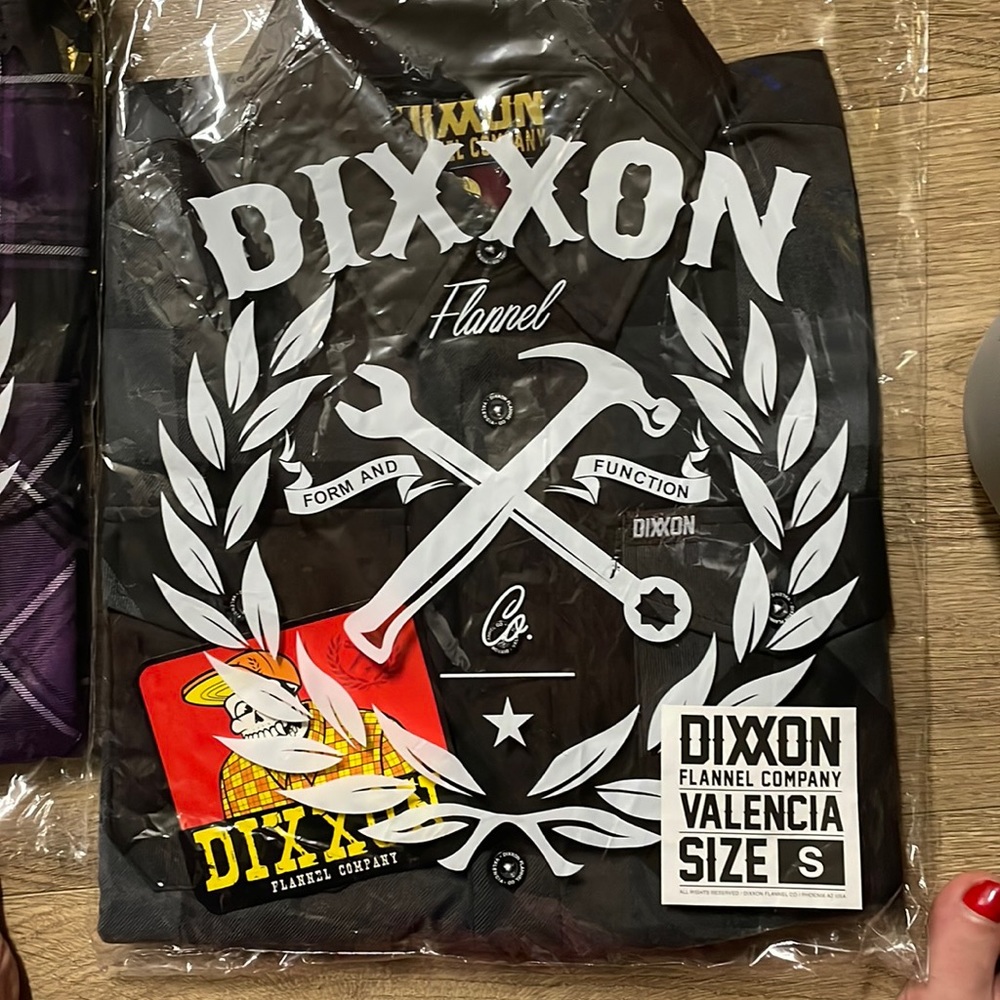 DIXXON-VALENCIA
